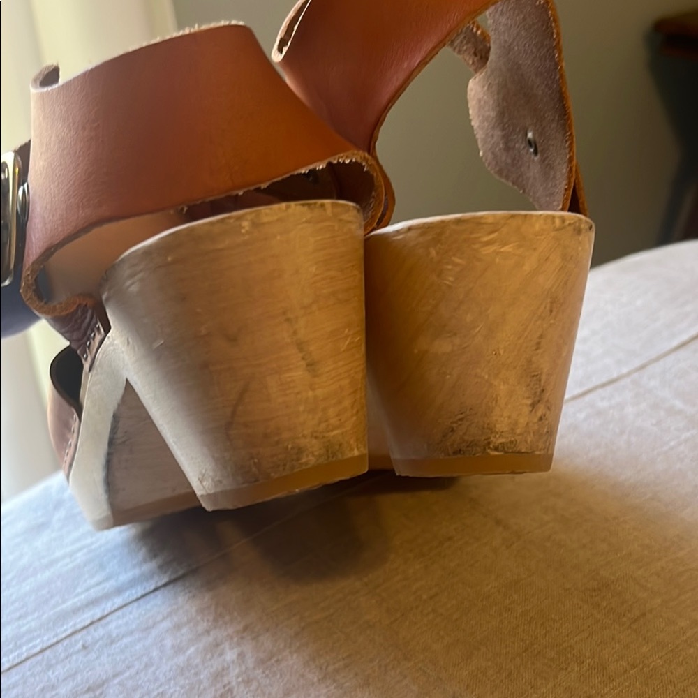 Bryr Clogs - image 4